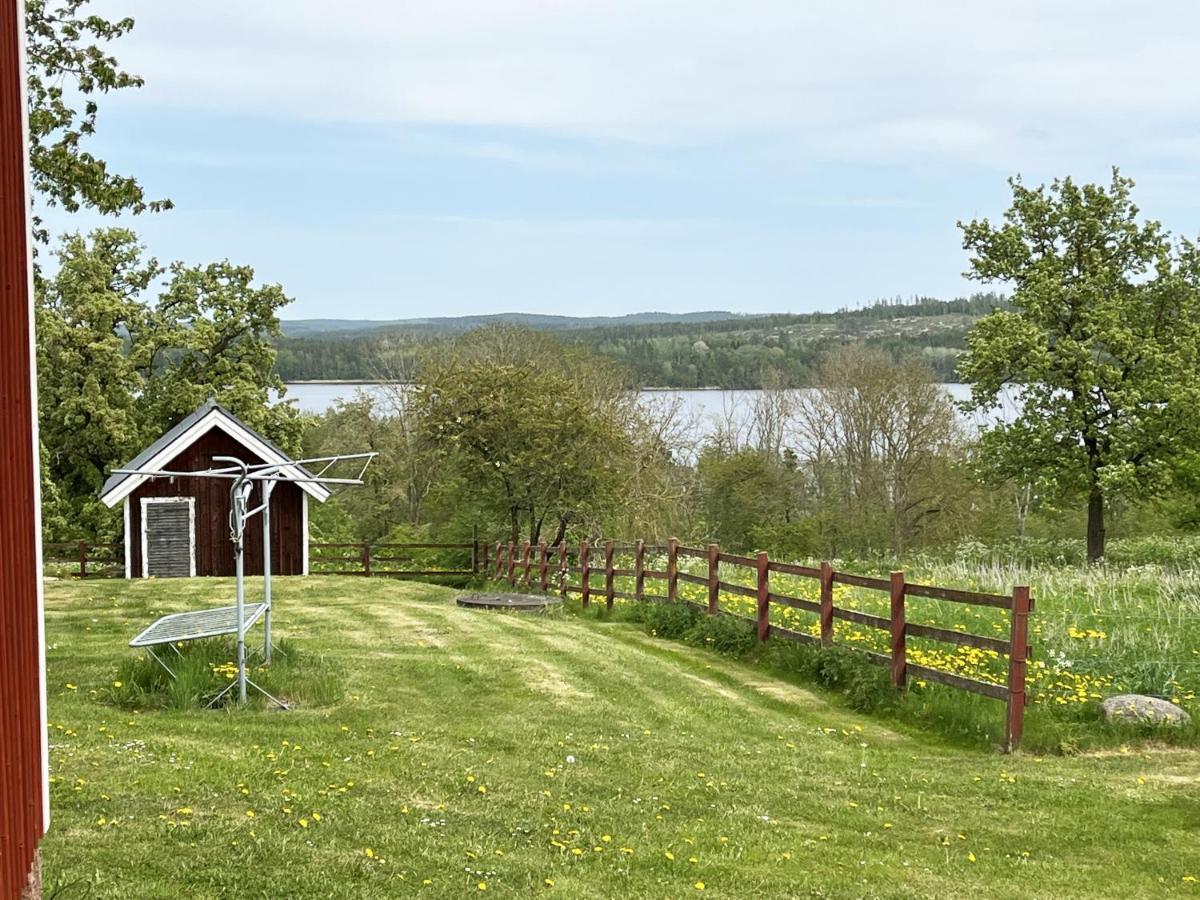 Cozy Red Cottage In The Countryside Outside Vimmerby Gullringen Eksteriør billede